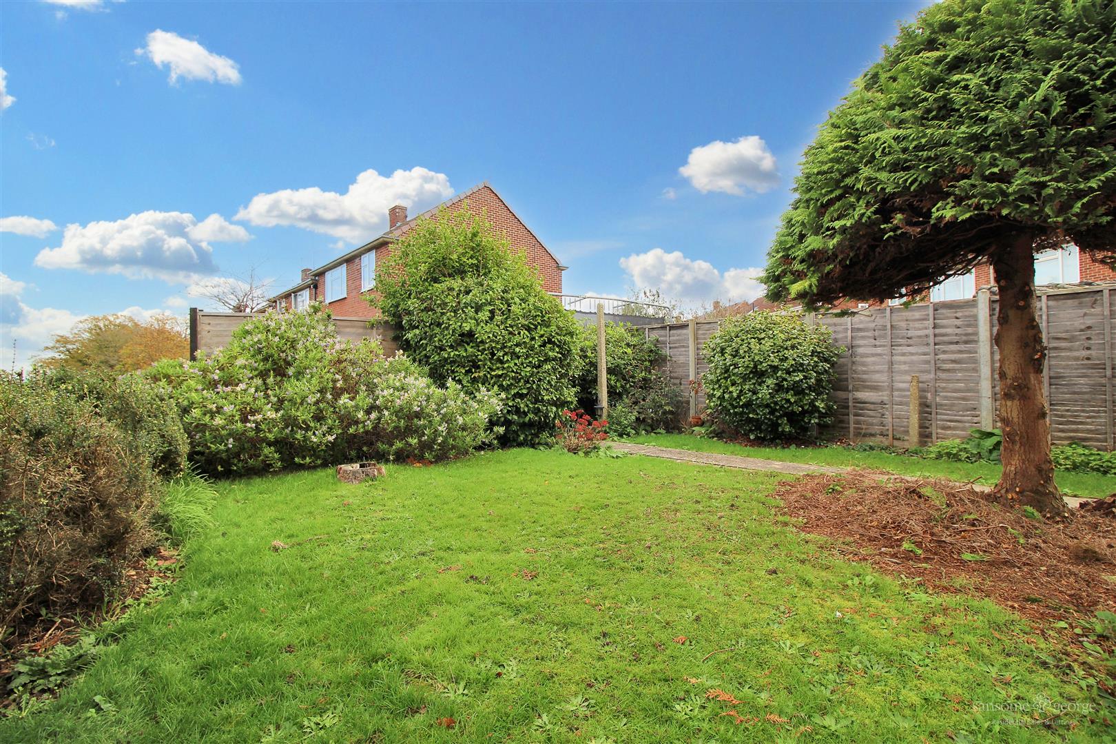 Dee Road, Tilehurst, Reading